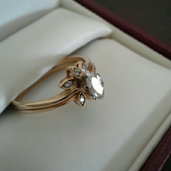 COPY - 14k Diamond ring - Picture 2 of 2